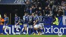 Los jugadores del Oviedo celebran el gol de Bastón