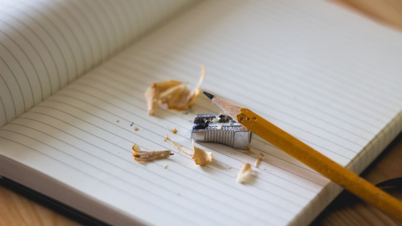 La monumental obra de Christo.Migu�lez, cantando durante una actuaci�n del ciclo �As novas voces galegas�