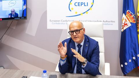 El presidente de la Diputacin de Ourense, Jos Manuel Baltar, particip  de forma telemtica en la asamblea europea de los gobierno intermedios (CEPLI)