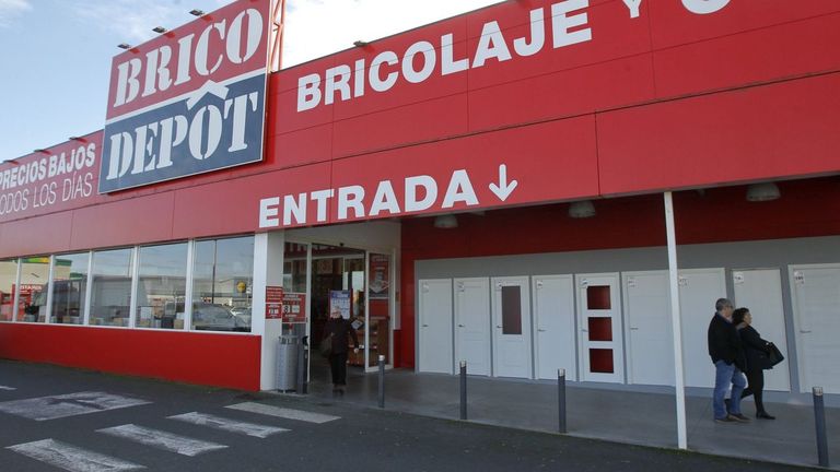 La tienda de Brico Depôt celebra su octavo aniversario