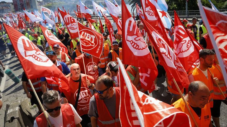 Las protestas del metal coruñés se recrudecen antes de volver al diálogo