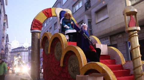 Los Reyes Magos en su visita a Verín