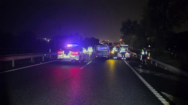 Un peatón muere atropellado de madrugada en la autovía A-55 en O Porriño