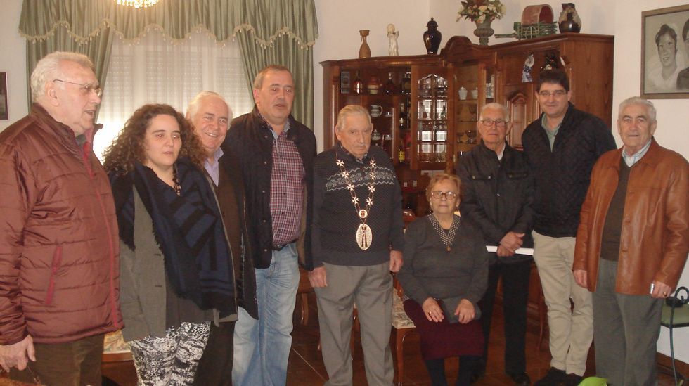 <span lang= es-es >Curso de buceo</span>. Ayer hubo un bautismo de buceo en la piscina de Frigsa, gracias a unos cursos en los que participan 500 personas, con el fin de promocionar el submarinismo en A Mari�a. 