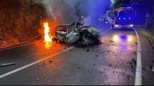 El vehículo se salió de la vía, impactó contra un talúd y empezó a arder