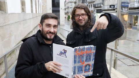 Fernando Llor, á esquerda, é o guionista da novela gráfica sobre Romasanta