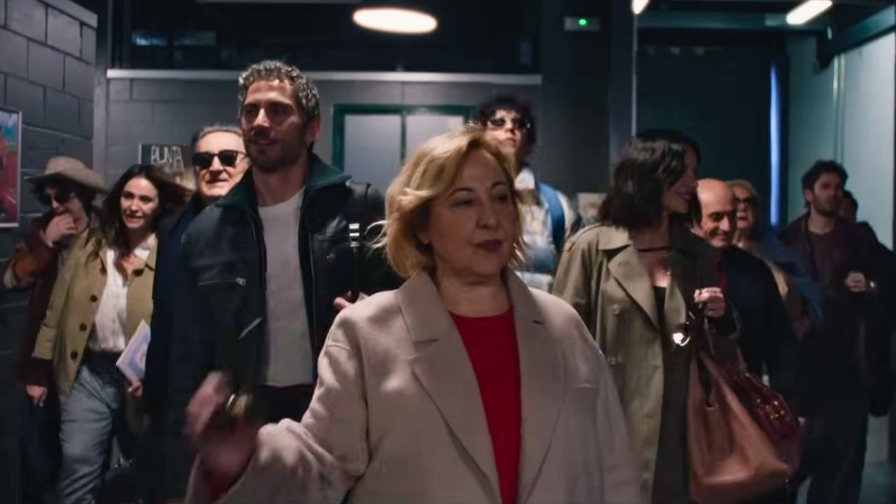 Tráiler de «Aída y Vuelta».Inquietante imagen que ilustra el cartel del filme de Zach Cregger «Weapons».