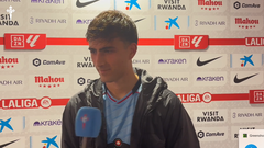 Javi Rodr�guez, tras el partido entre Celta y Atl�tico de Madrid de este s�bado en el Metropolitano.