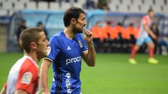 Toch� durante el RealOviedo-Lugo