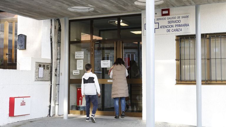 A Cañiza recupera un médico tras semanas con un solo facultativo
