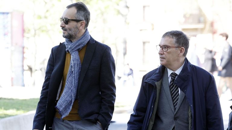 Puigdemont elige a su abogado para frenar a los críticos en las primarias de Junts en Barcelona