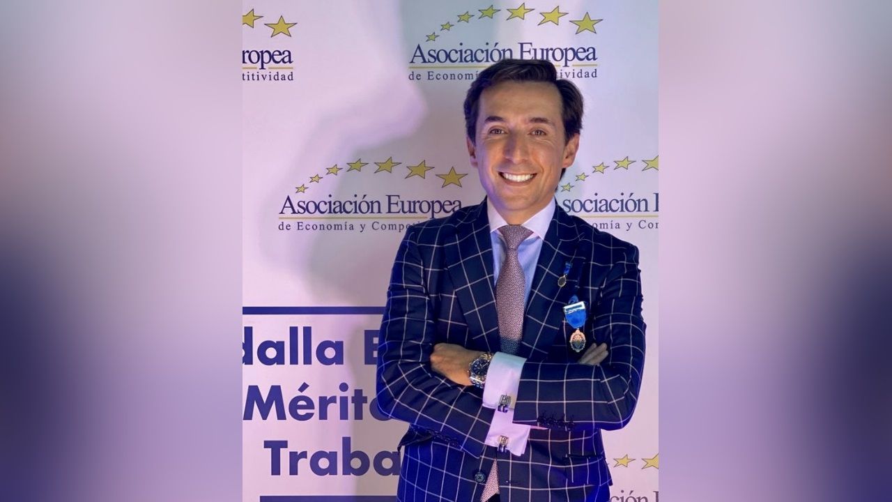 Jos� Luis Portela en la gala de entrega de la medalla de oro europea