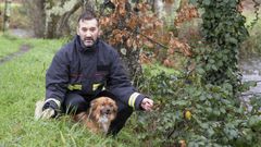 Pablo Garca Varela en el 2016 cuando rescat a un perro