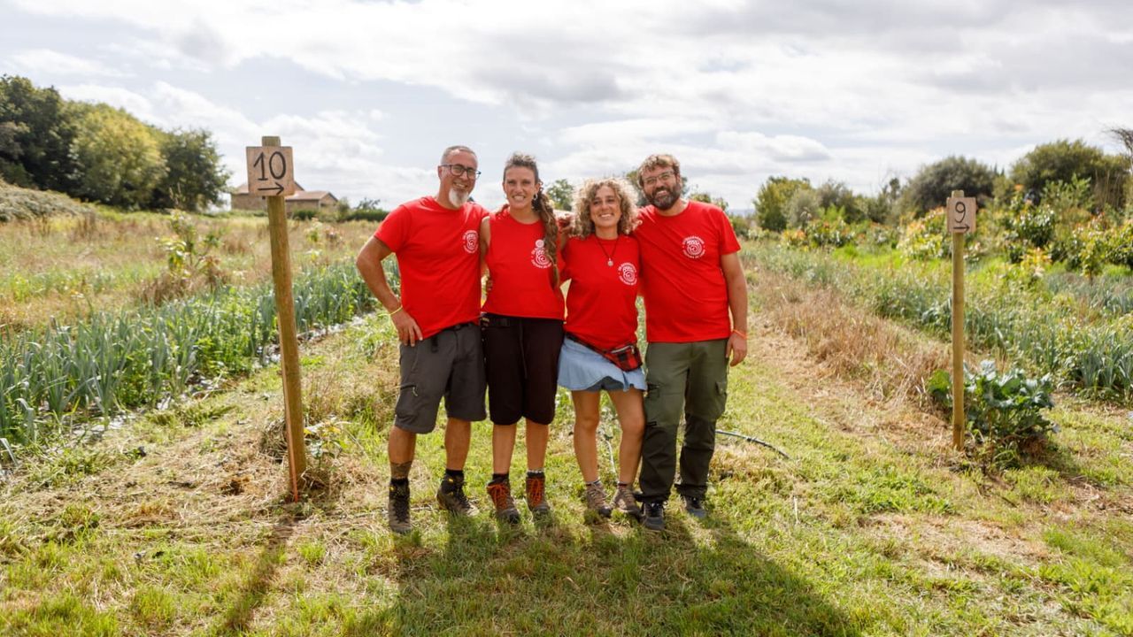 De izquierda a derecha, Manuel �lvarez, Montse Naya, Teresita Palacio y Miguel �ngel Roig, miembros de Os Biosbardos