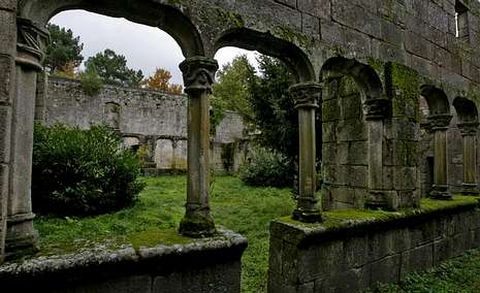 O Mosteiro de Trandeiras, en Xinzo de Limia. 