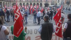 Concentración en apoyo de los trabajadores de Duro Felguera, en la plaza Mayor de Gijón