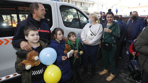 Llegada a Maceda de refugiados de Ucrania.