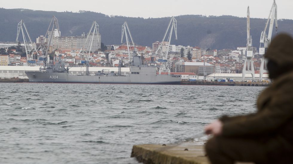 Bache en la plaza �lvaro Cunqueiro (Esteiro)