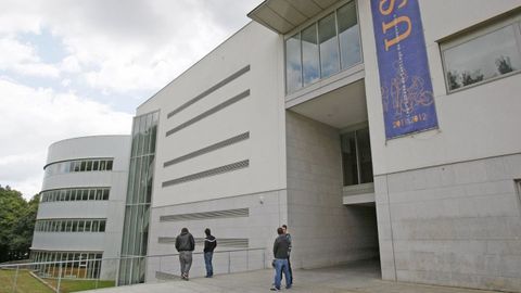 En la Biblioteca Intercentros ofrecern visitas guiadas gratuitas por el Fondo Rof