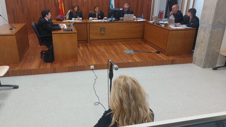Una empresaria de Vigo solloza ante el fiscal y Hacienda: «Soy una currante y me reclaman 700.000 euros»