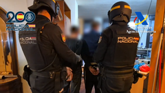 Cuatro detenidos y dos narcopisos desmantelados en Coruxo y Navia, en Vigo