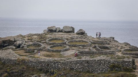 Imagen del castro de Baroña, uno de los enclaves arqueológicos más visitados de la comarca