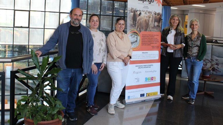 En busca de un queso de cabra gallego de temporada que sea un trabajo con futuro