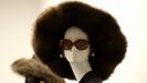 Uno de los diseños del modisto francés Hubert de Givenchy, que se pueden ver en la retrospectiva sobre su trayectoria que alberga el Museo Thyssen Bornemisza de Madrid hasta el próximo mes de enero de 2015