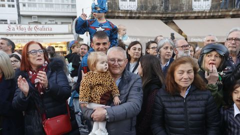 Desfile de carrozas y comparsas en el entroido de A Coruña.