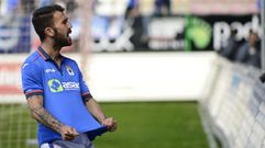 Dioni celebra un gol con el Real Oviedo