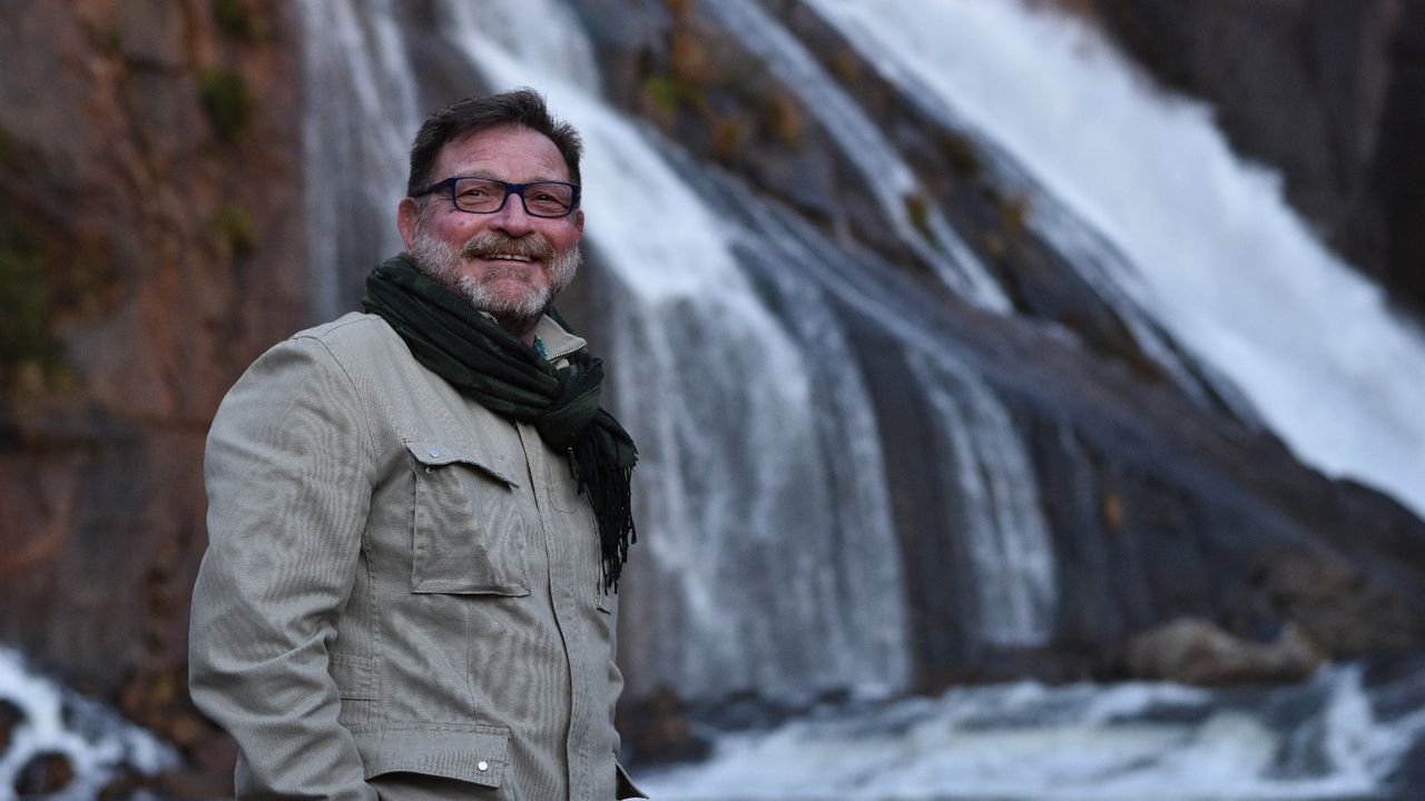 El desarrollo urban&iacute;stico de Someso.La constructora L&oacute;pez Cao invirti&oacute; 200.000 euros en la m&aacute;quina que fabrica los tabiques de hormig&oacute;n aligerado desarrollados por el consorcio formado con Naos, GalaiControl y la UDC. El nuevo sistema adelanta el fin de las paredes de ladrillo y la llegada del hogar digital