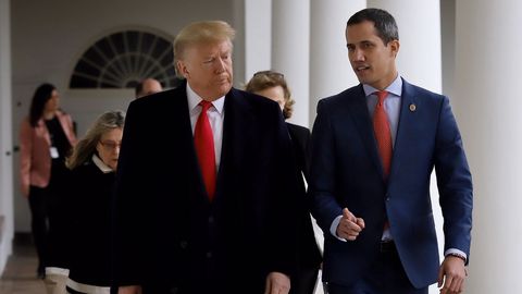 Trump con Guaido en la reunin que mantuvieron en la Casa Blanca el pasado 5 de febrero