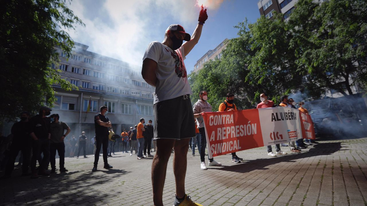 alu.El bajo comercial en el que abría la emblemática pastelería Ramos se ha rebajado un 30% y ahora se alquila por 650 euros al mes