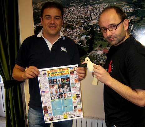 El Gai�s, un tablao flamenco.Francisco P�rez y Roberto Lolo presentaron el evento. 