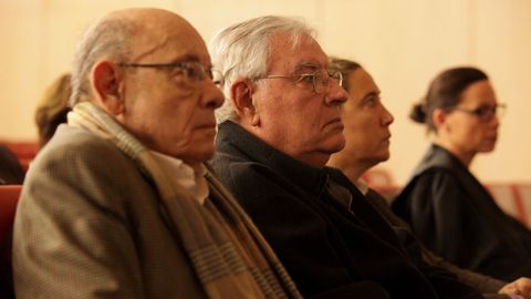El expresidente del Palau de la Msica, Flix Millet, junto a Jordi Montull, y la hija de ste, al inicio del juicio