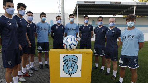 Moreda, Edgar, Pablo Rey, Asier, Dani Montes, Jacob y Tomás son los fichajes. Con camiseta celeste, los juveniles Trasi, Albert y Luis. En la imagen falta la última incorporación, Facu