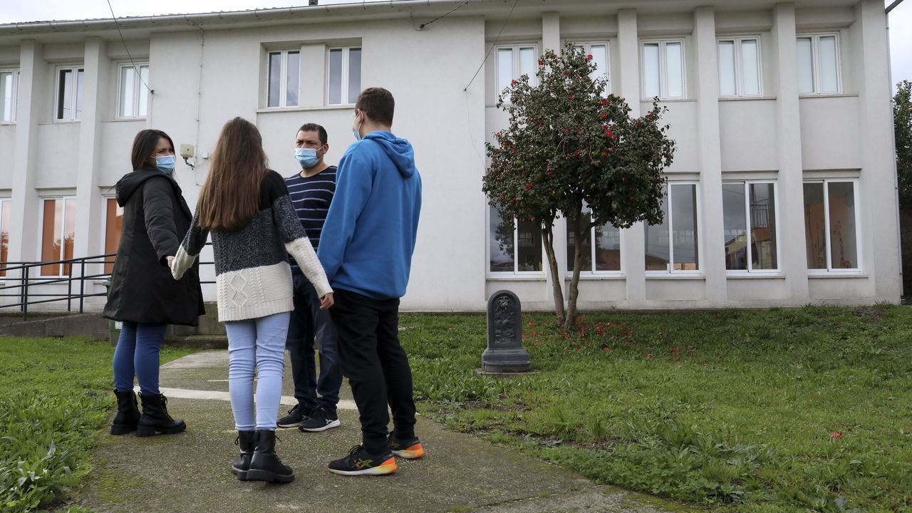 Joyas inmobiliarias con precios por encima del mercado.El nuevo cribado en Amio arranc� ayer con un 66,44 % de participaci�n y un positivo detectado entre los asistentes