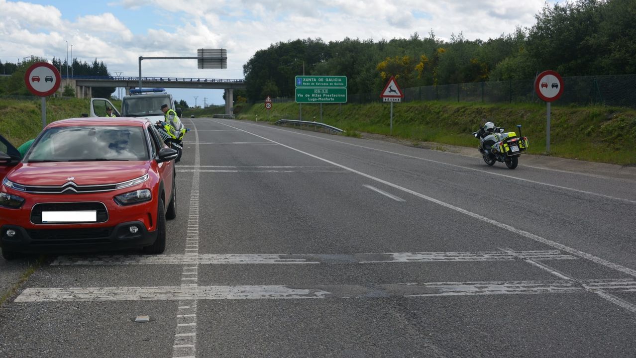 Carme Lpez e Sabela Vzquez, de Raiceira