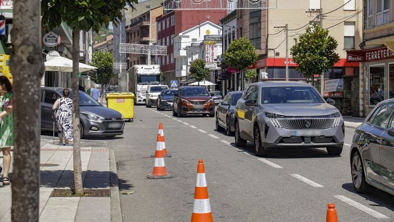 Estas son las alternativas para evitar la A-6 en la salida de Galicia, cortada por obras y con grandes retenciones para circular por la N-6