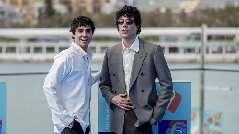 Los Javis, juntos de nuevo en el Festival de Málaga, confirman el regreso de «Paquita Salas»: «Tiene que ser el día menos pensado»