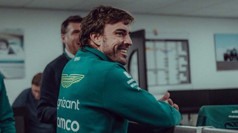 Fernando Alonso .Fernando Alonso con Aston Martin