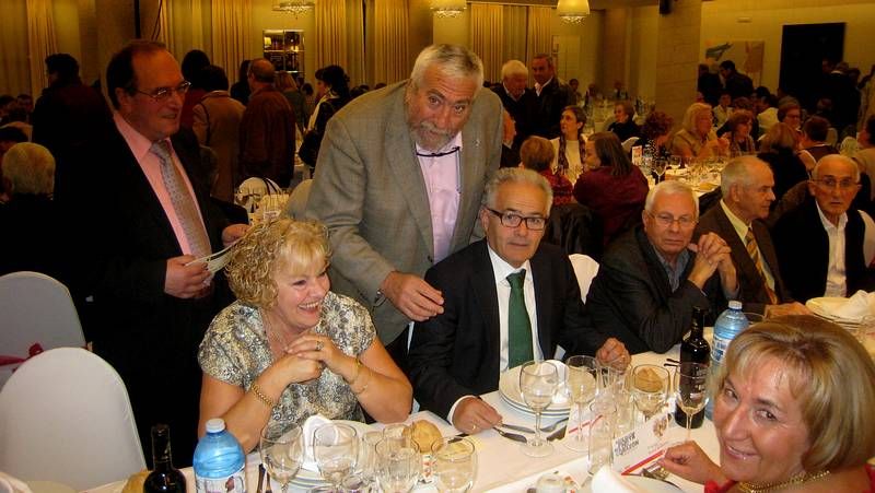 Los futbolistas de la SD Chantada se mantienen en la cuarta plaza de la Preferente. 