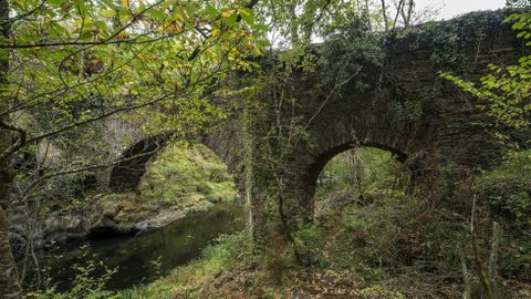 Pese a su antigedad, el monumental puente  acueducto se conserva en buen estado
