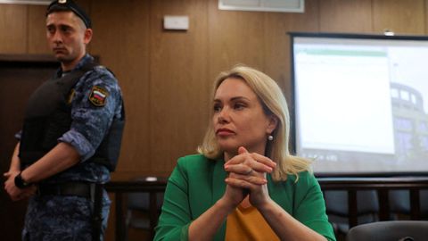 La periodista rusa Marina Ovsyannikova, durante su juicio el pasado julio.