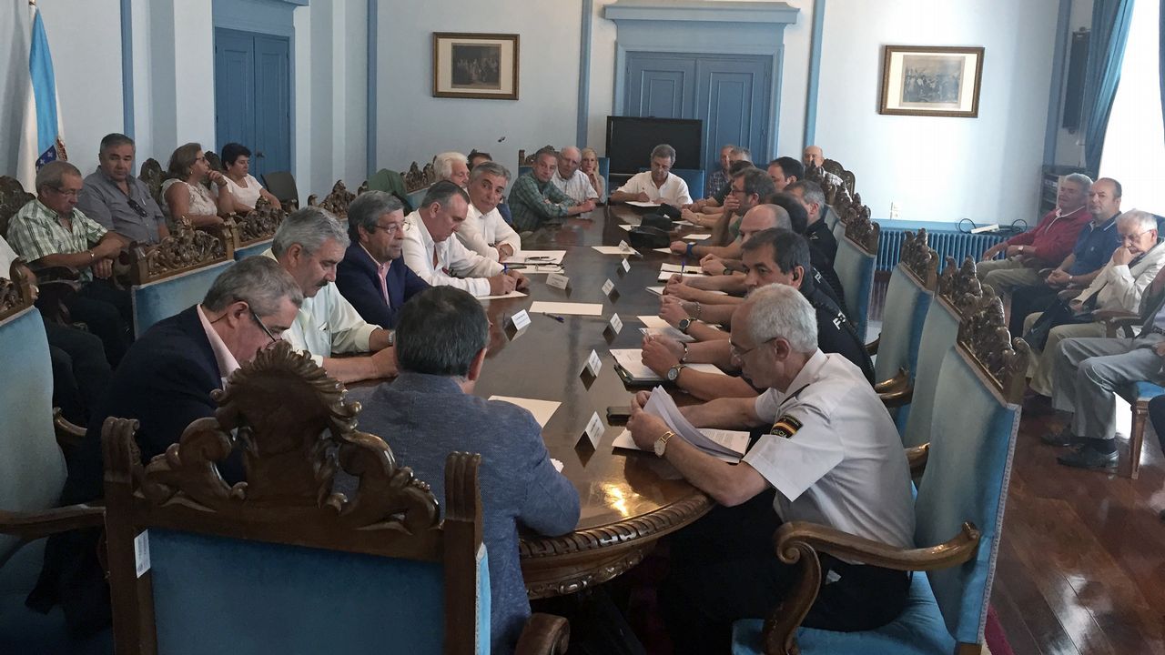 Protestas de los bomberos en la capital de la provincia
