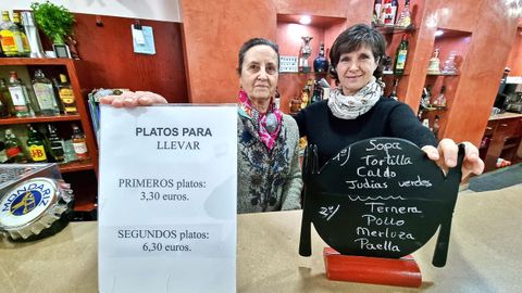 Carmen Sánchez y Begoña Sarandeses, madre e hija, dueñas de Casa Elvira, en Pontevedra