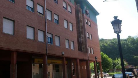 Piso en venta en San Mart�n Del Rey Aurelio con un 52% de descuento