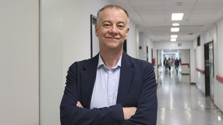 Pedro Rascado: «Existe un síndrome pos cuidados intensivos y tratamos de evitarlo»