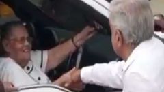 Lpez Obrador se acerc a la madre del Chapo para saludarla