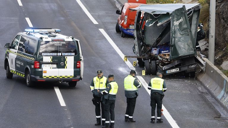 «¿018? He tenido un accidente de tráfico. ¿Qué tengo que hacer ahora?»